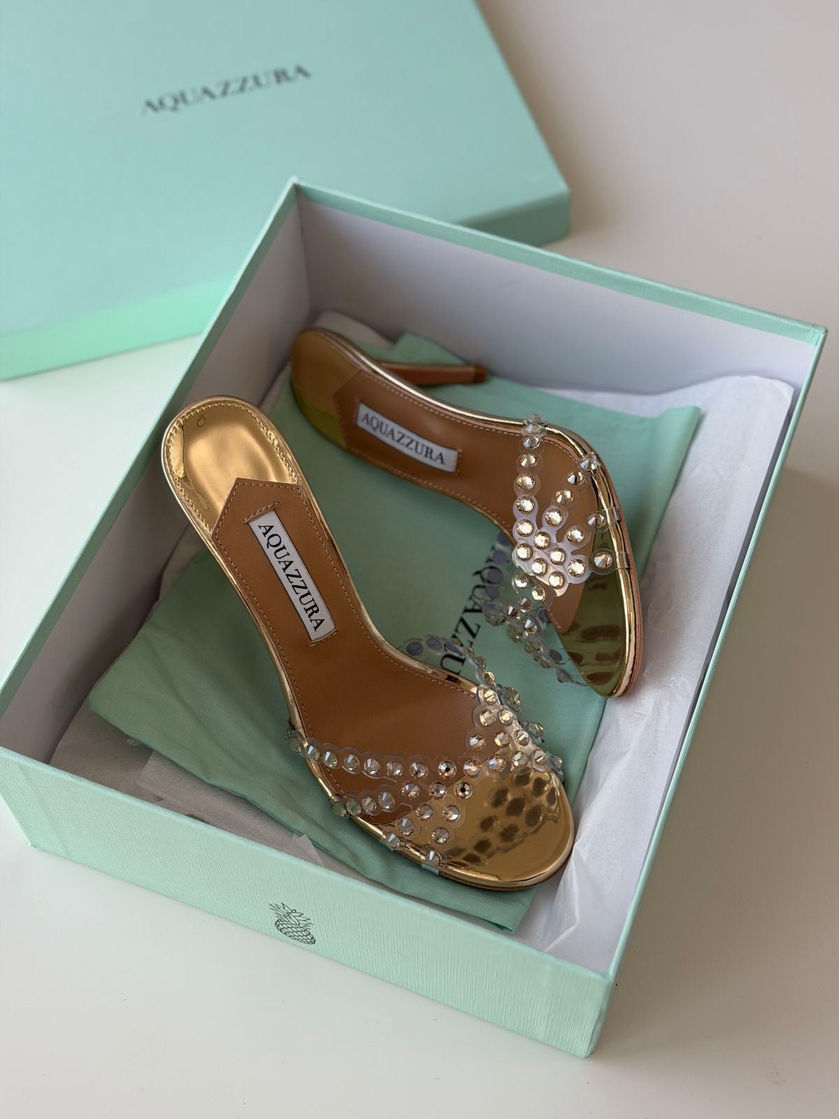 AQUAZZURA