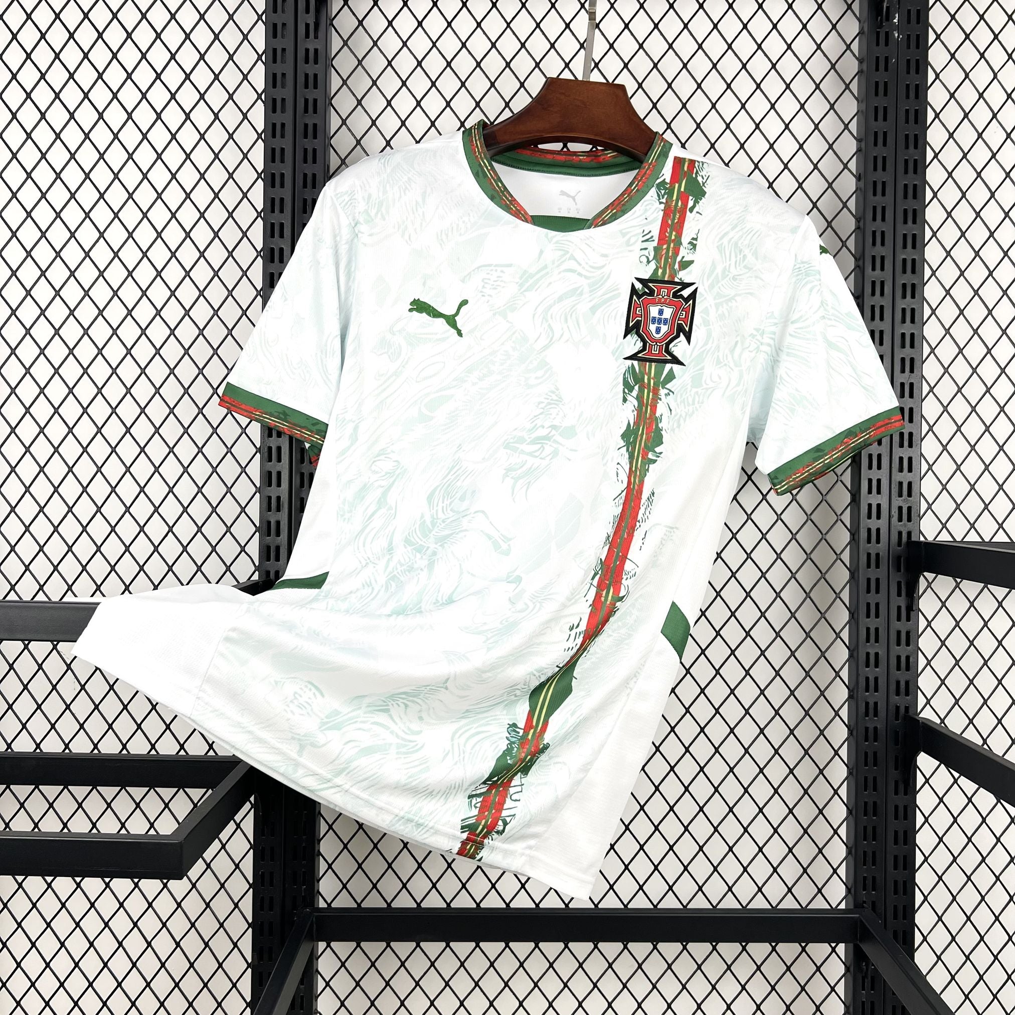 🇵🇹 Camisola Portugal Edição Especial Verde & Branco