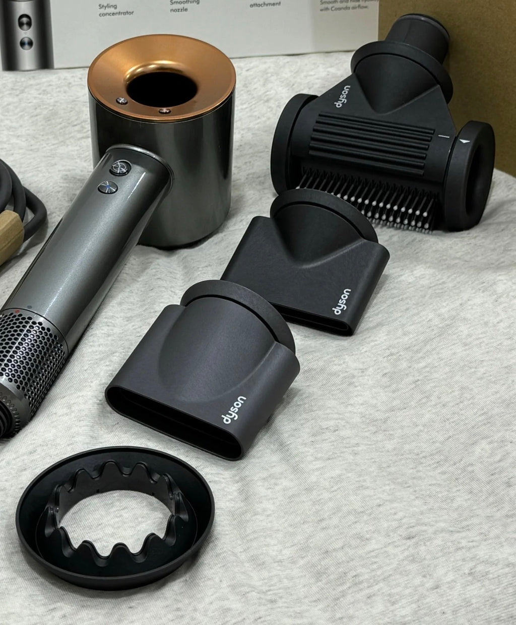 DYSON