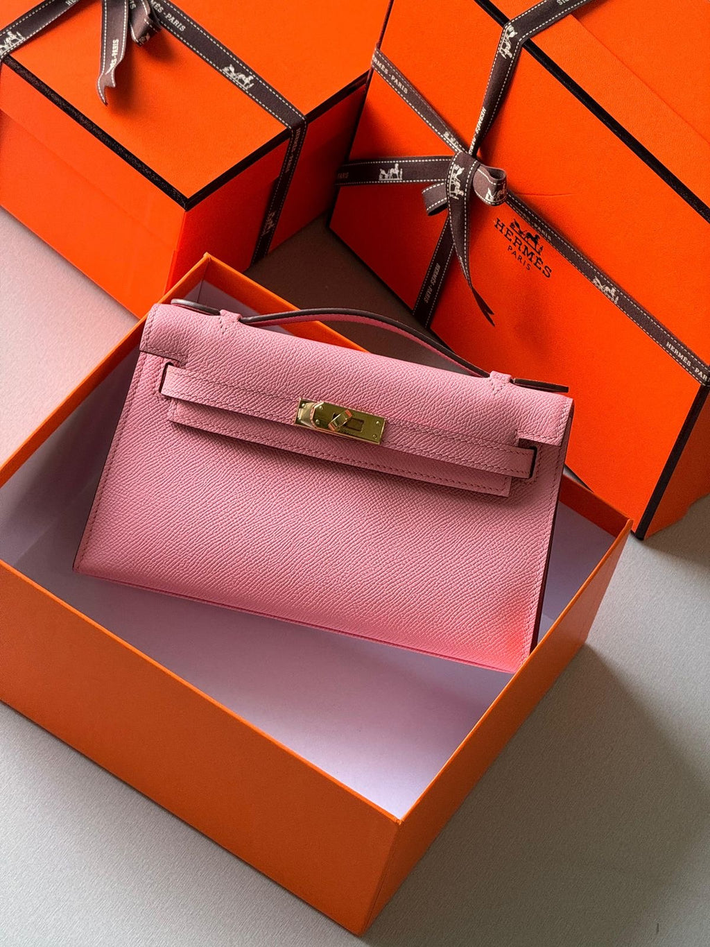 HERMÈS