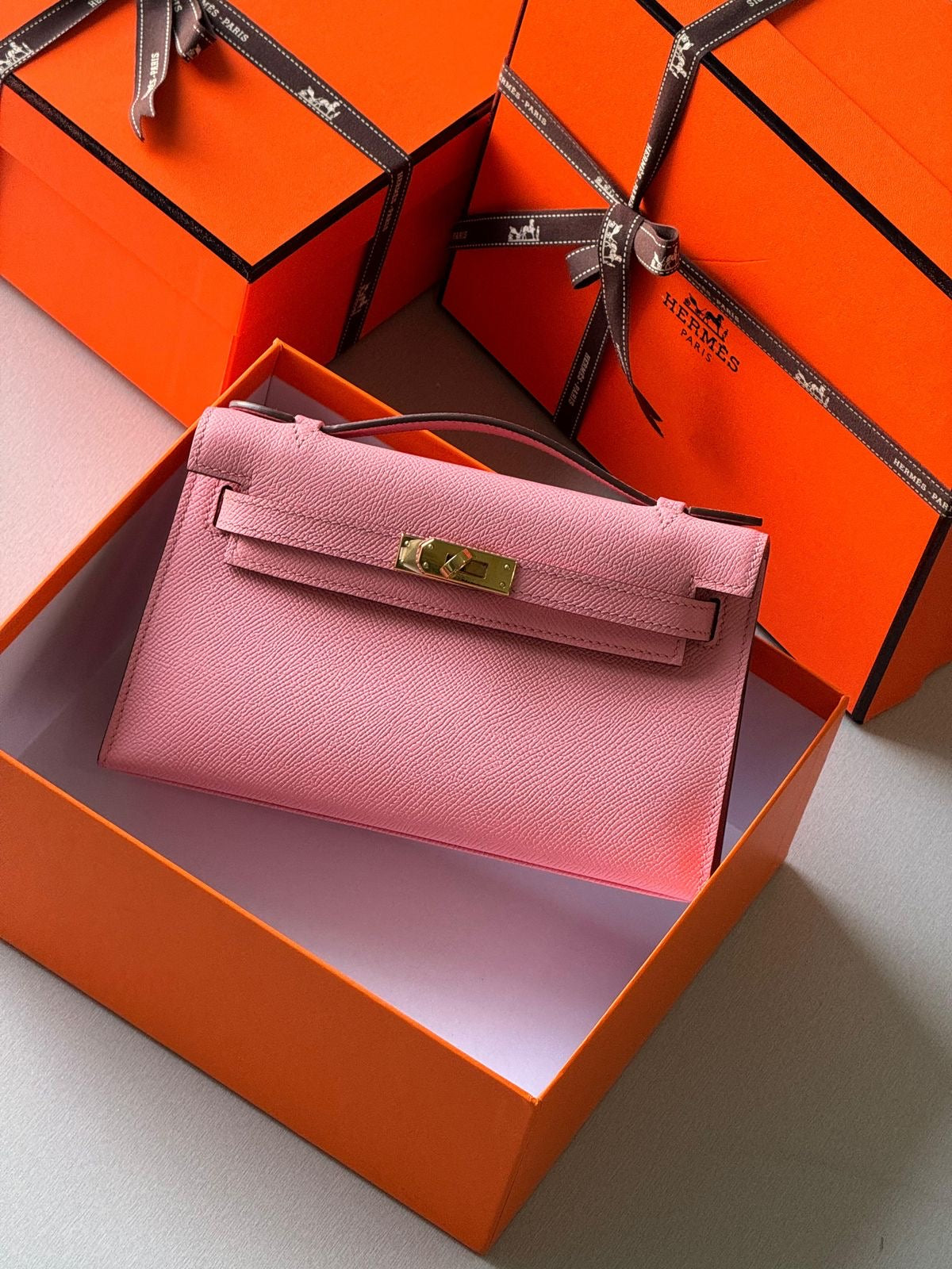 HERMÈS