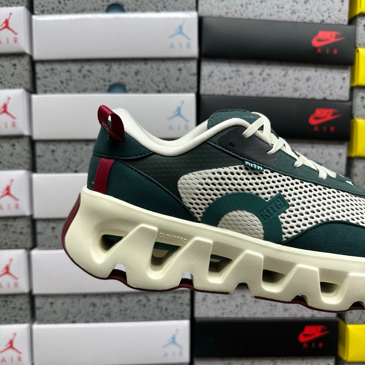 Sapatilhas On x Kith Cloudswift K-Tech 2 Green / Cream