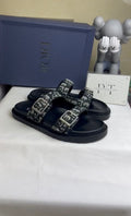 Chinelo DIOR