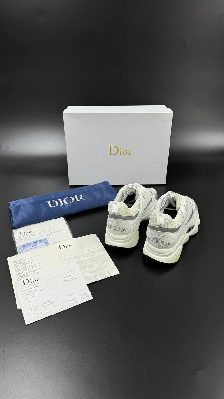 DIOR