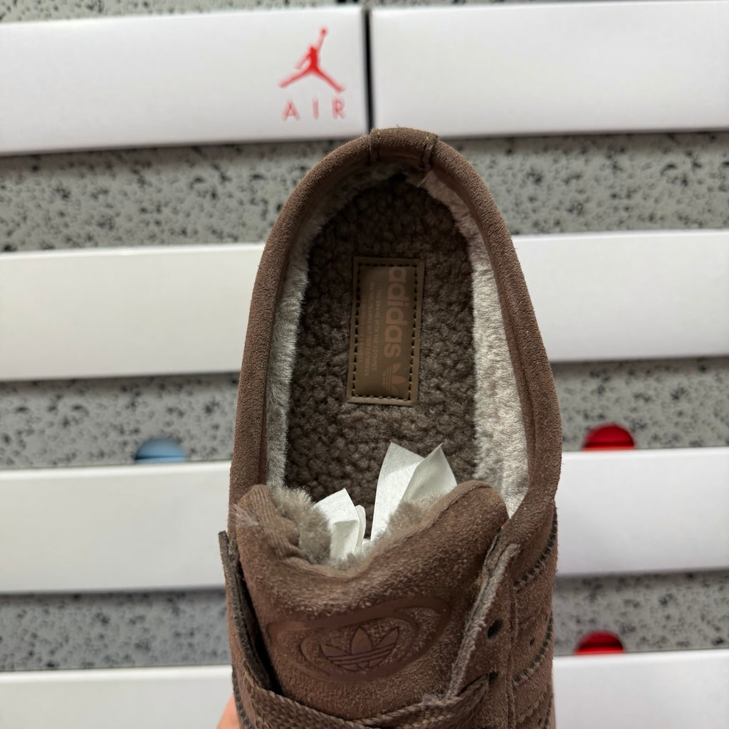 Adidas Campus 00s