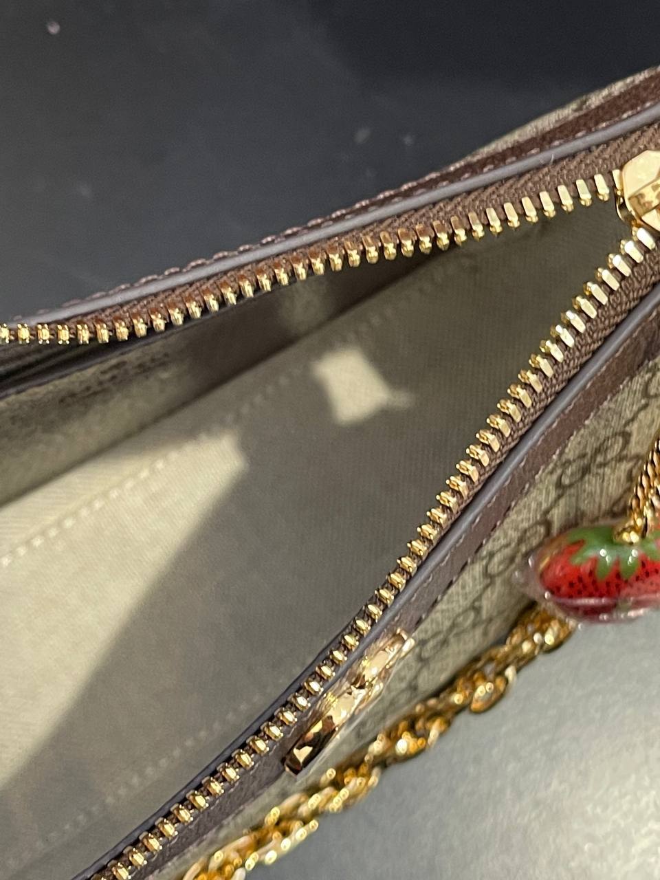 GUCCI