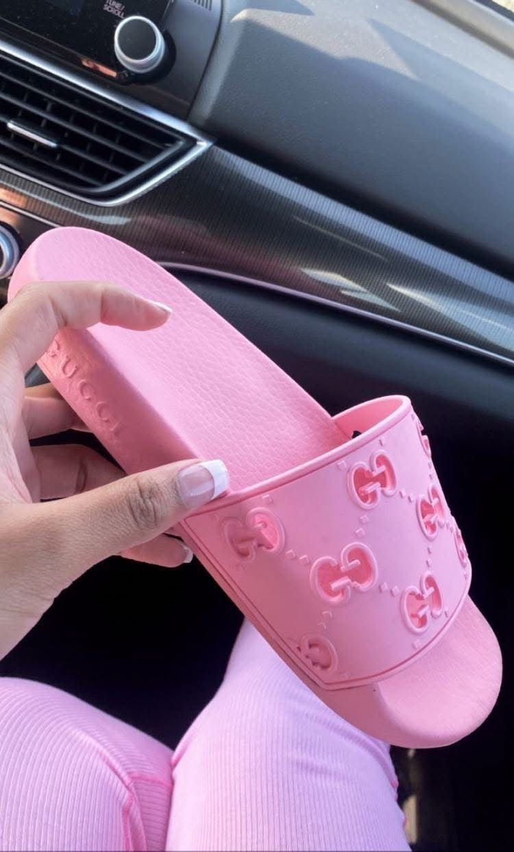 Chinelo GUCCI