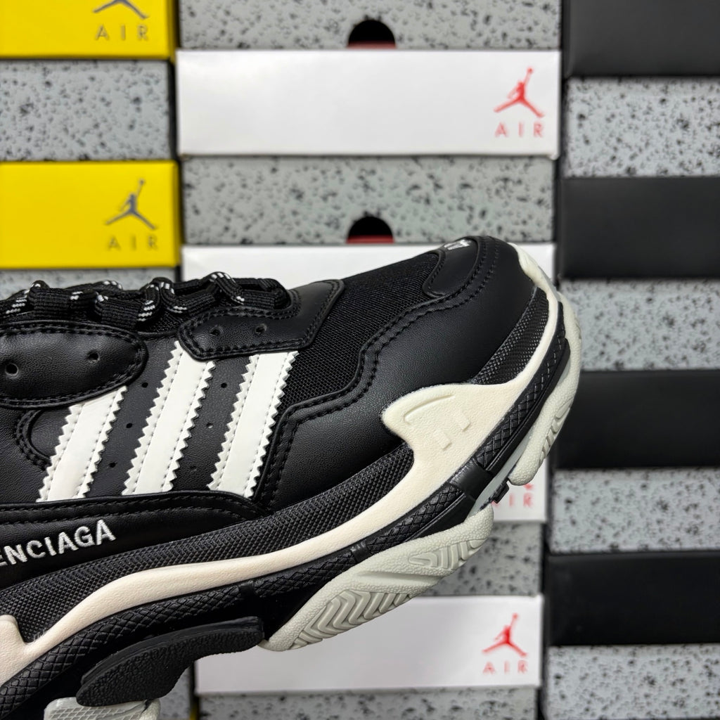 Sapatilhas Balenciaga x Adidas