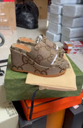 Chinelo GUCCI