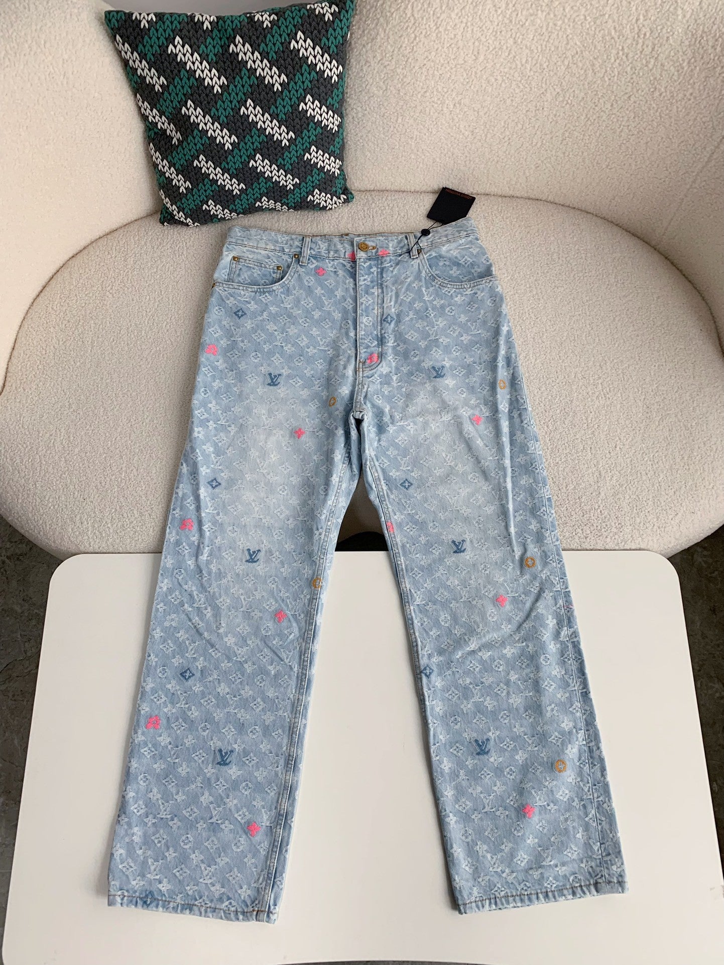 Conjunto LV