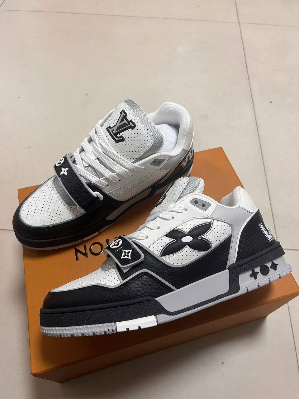 LV