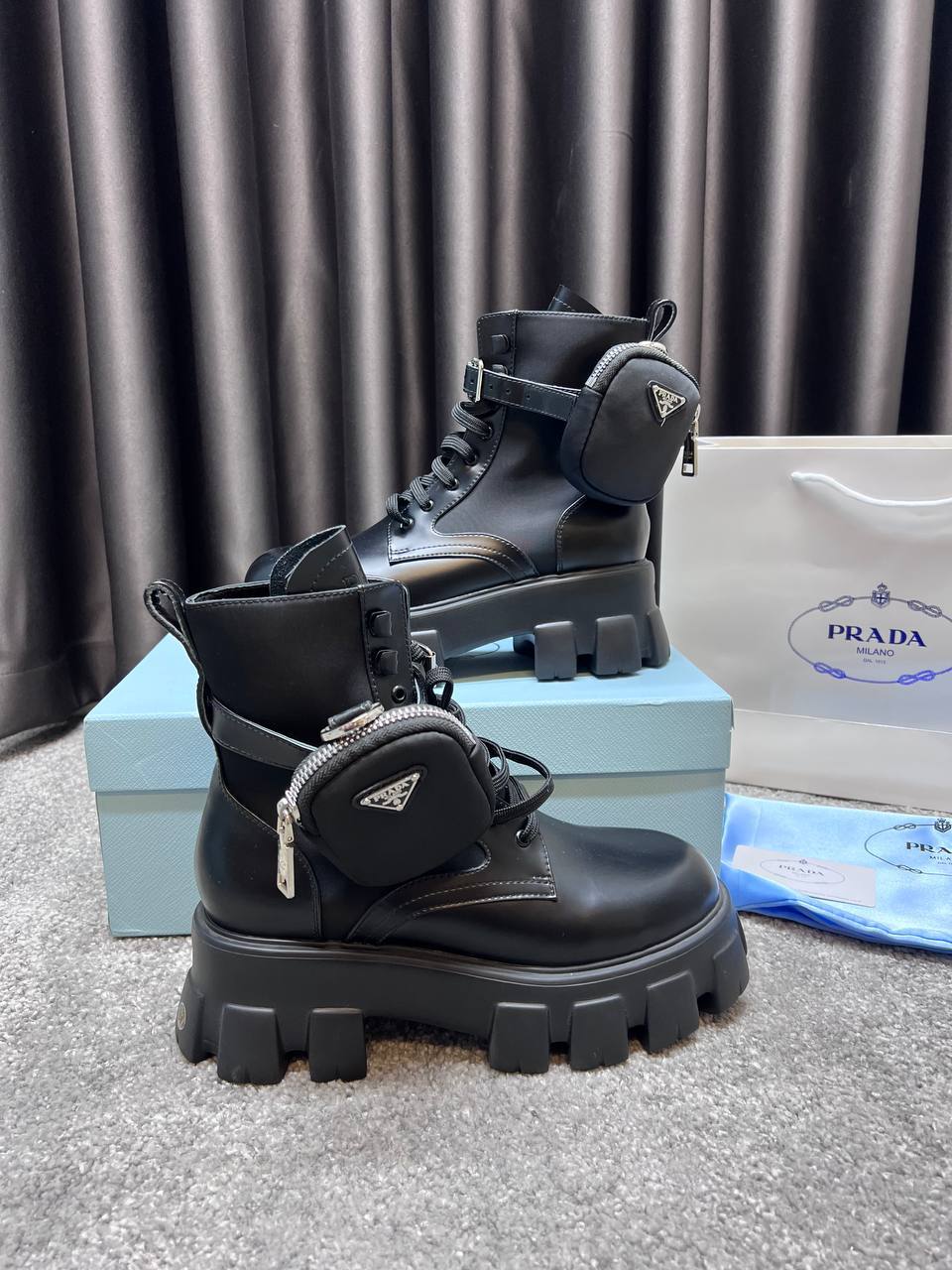 Botas PRADA