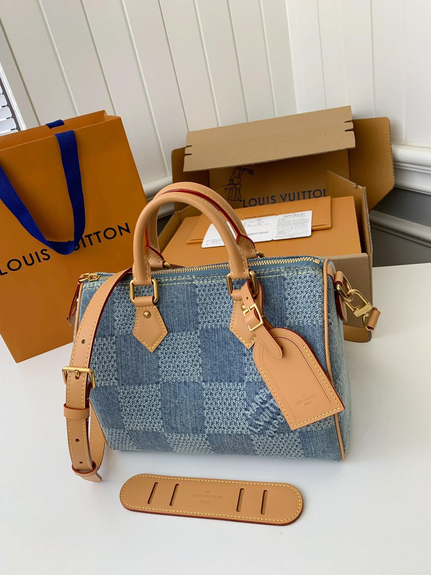 Mala LV