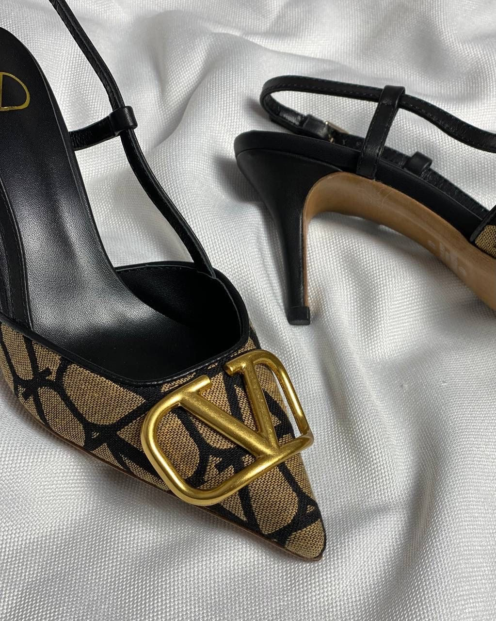 VALENTINO