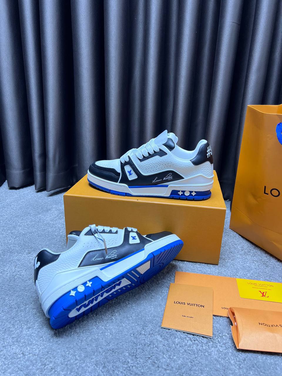 LV