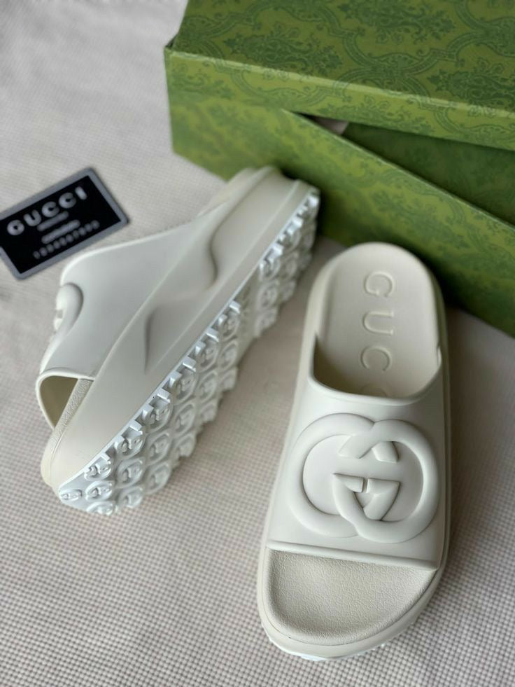 Chinelo GUCCI