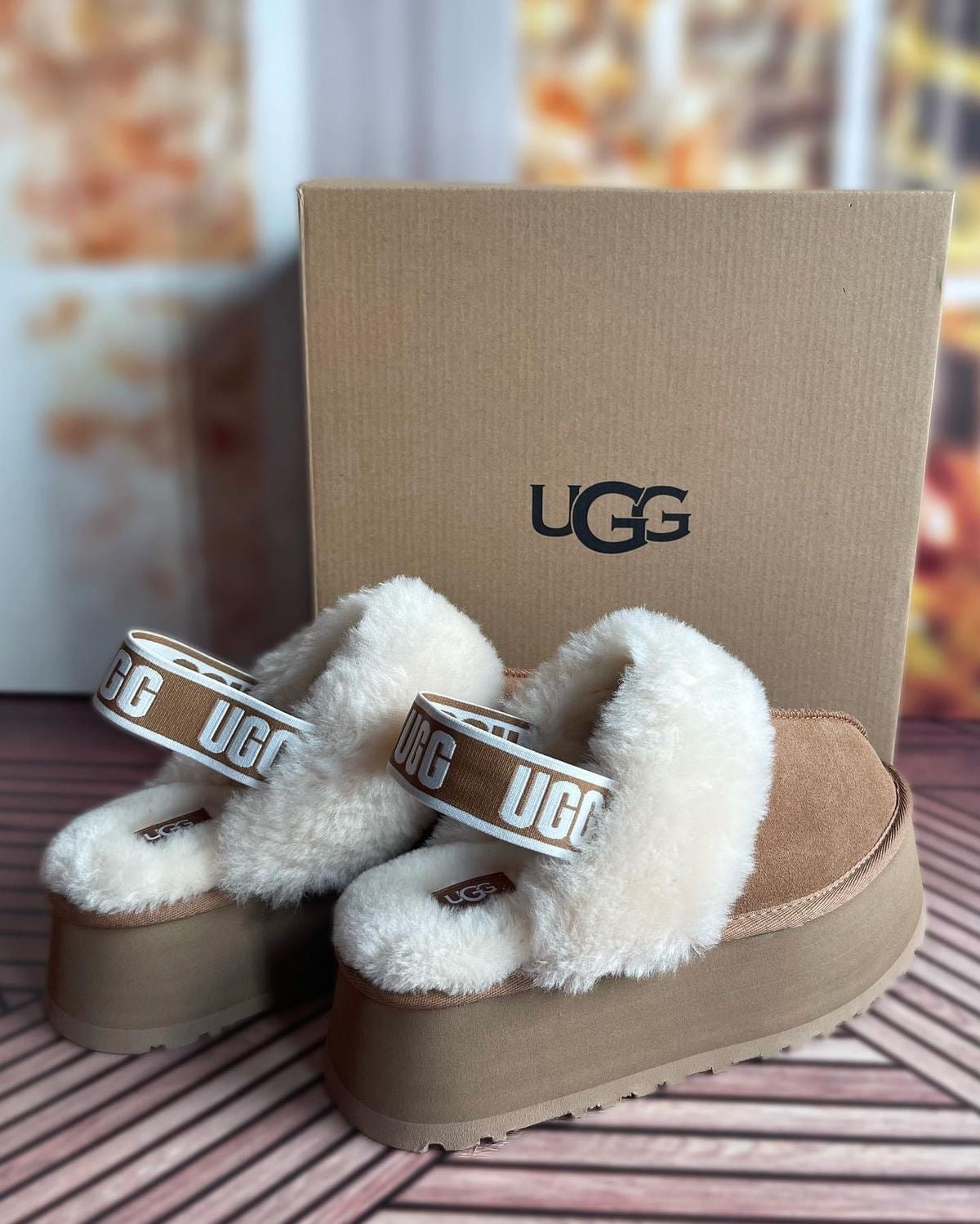 UGG