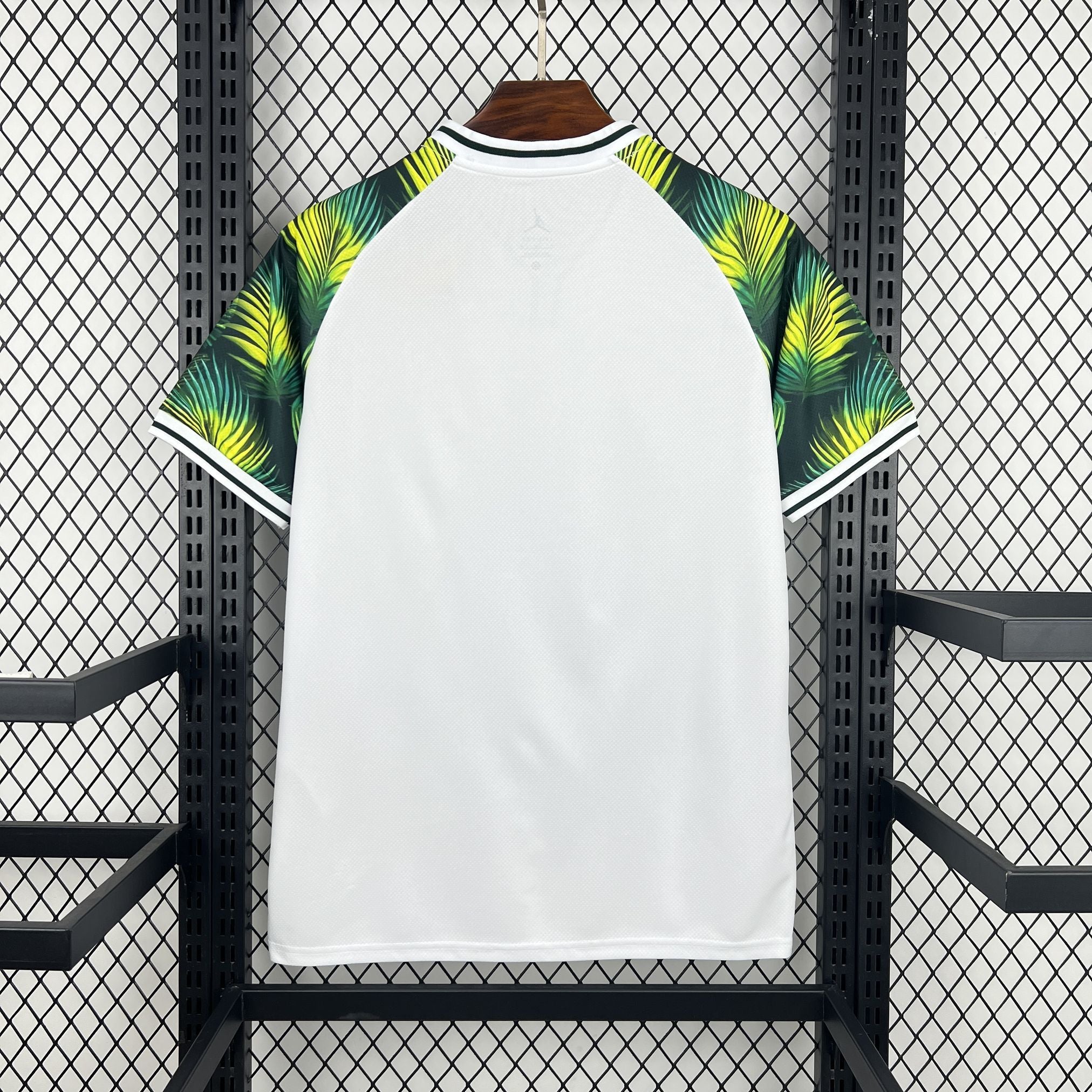 🇧🇷 Camisola Brasil Tropical Edition