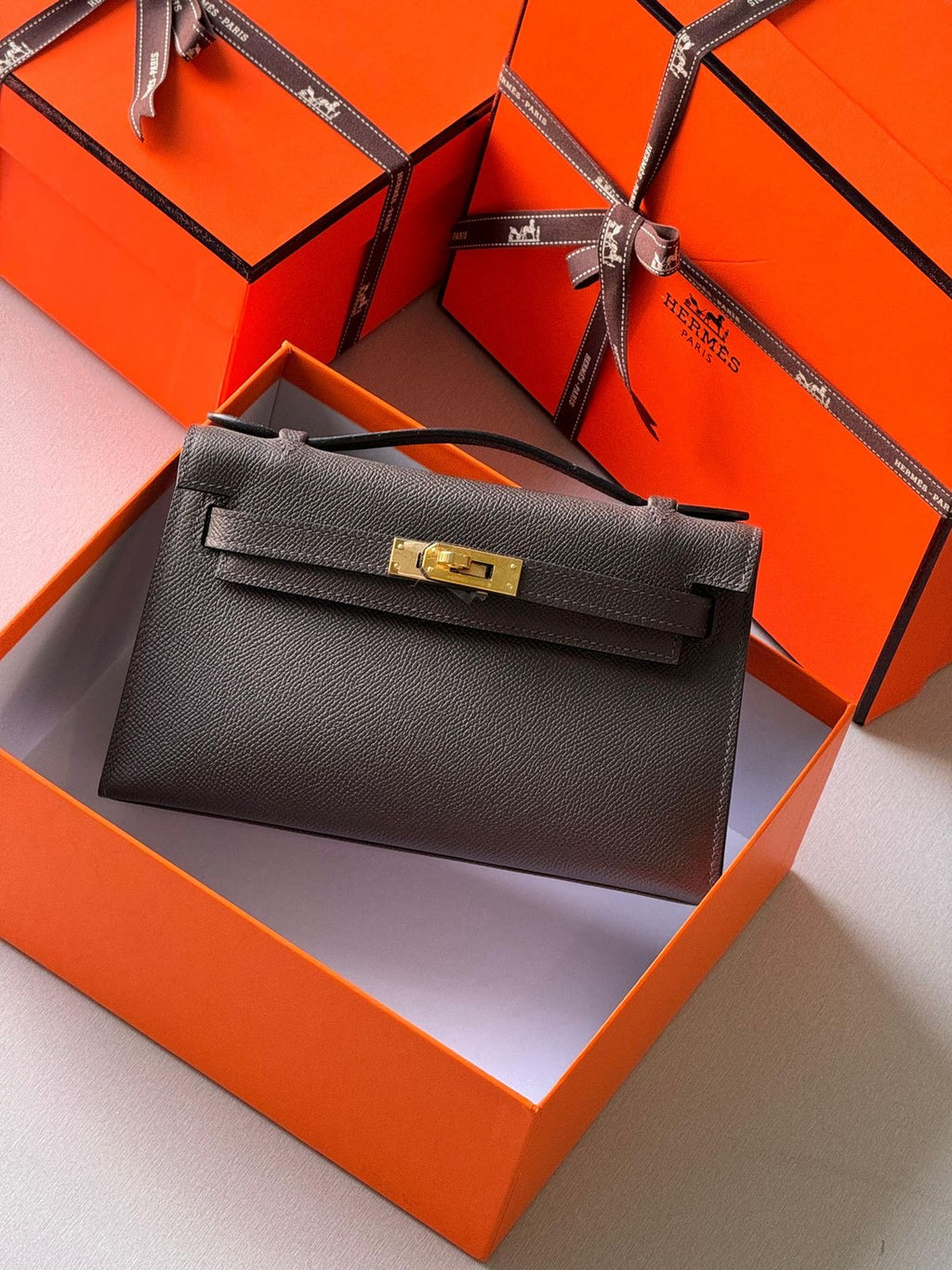HERMÈS
