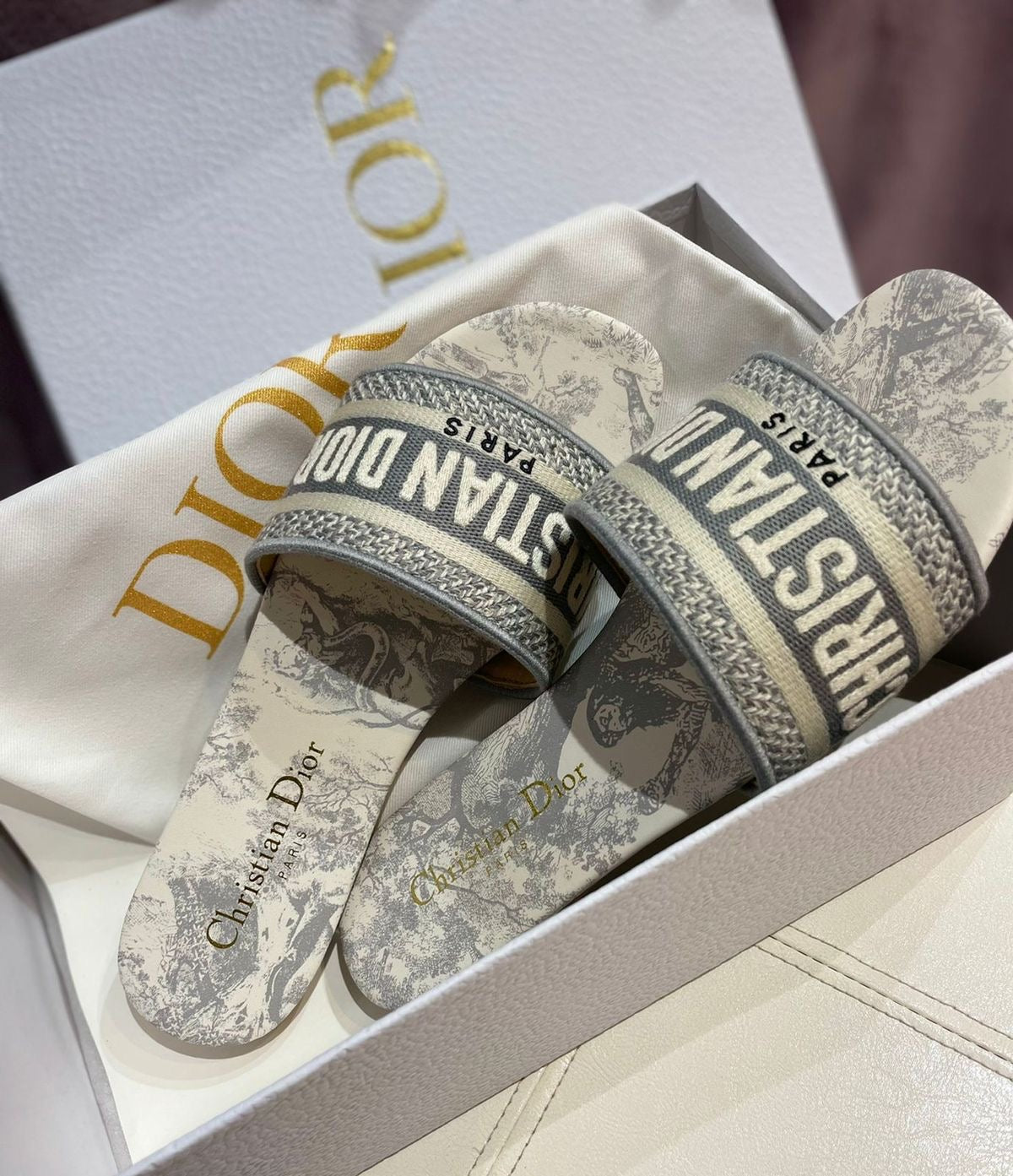 Chinelo DIOR