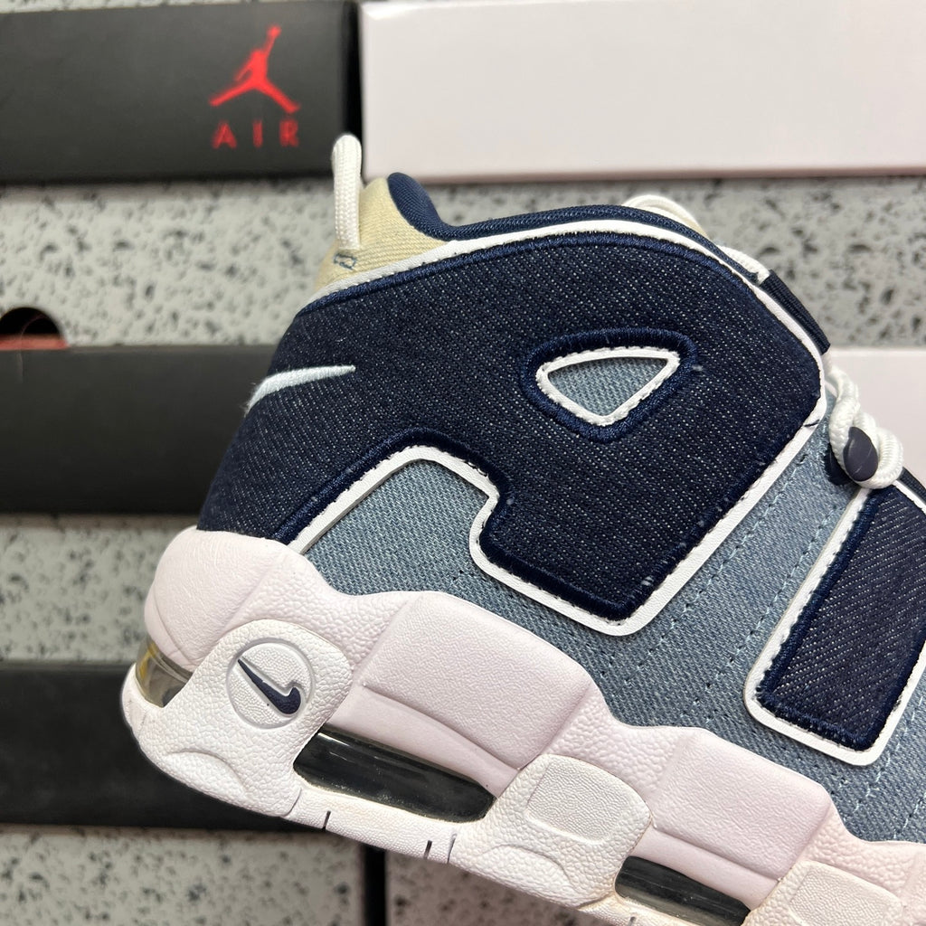 Sapatilhas Nike UPTEMPO