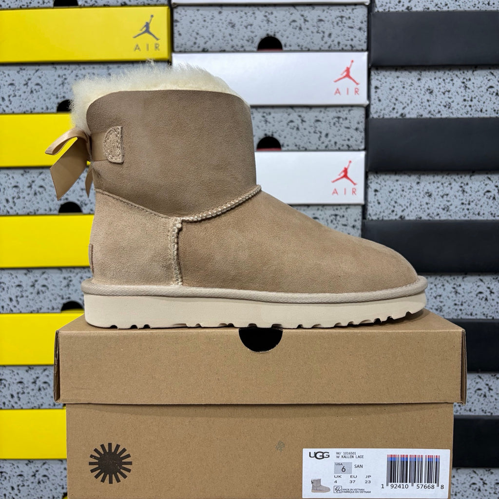 UGG