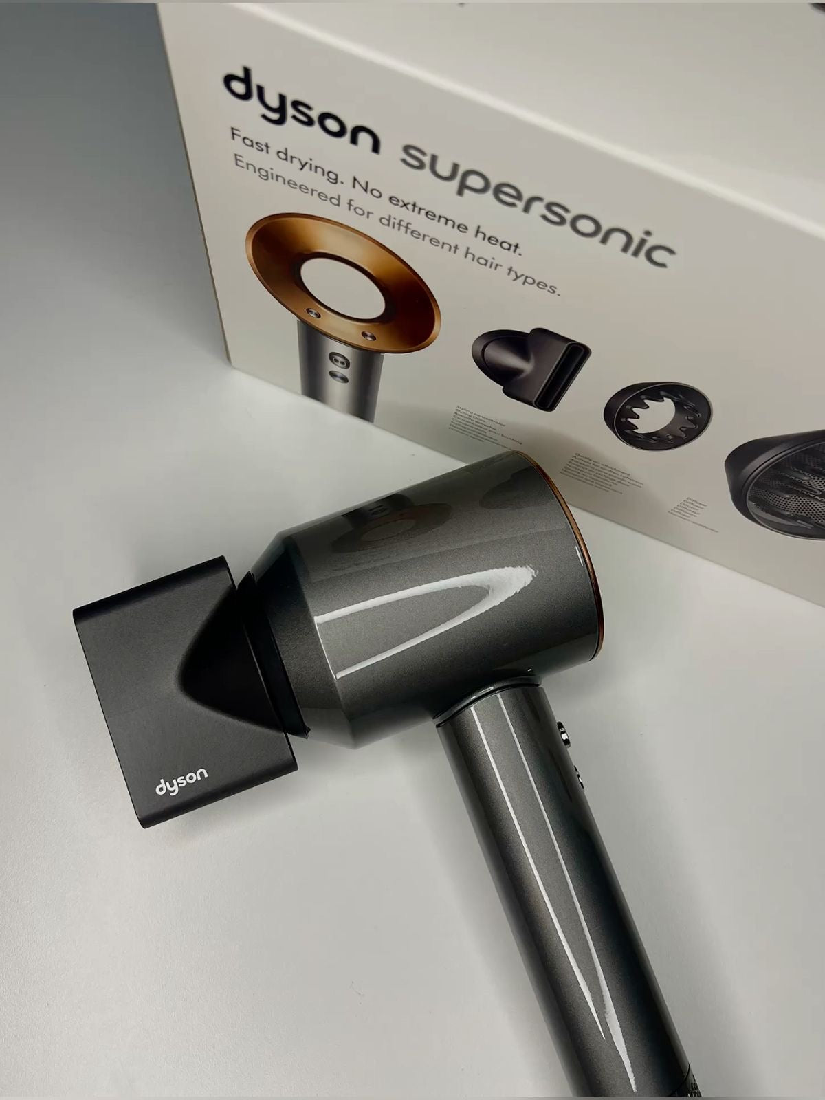 DYSON SUPERSONIC