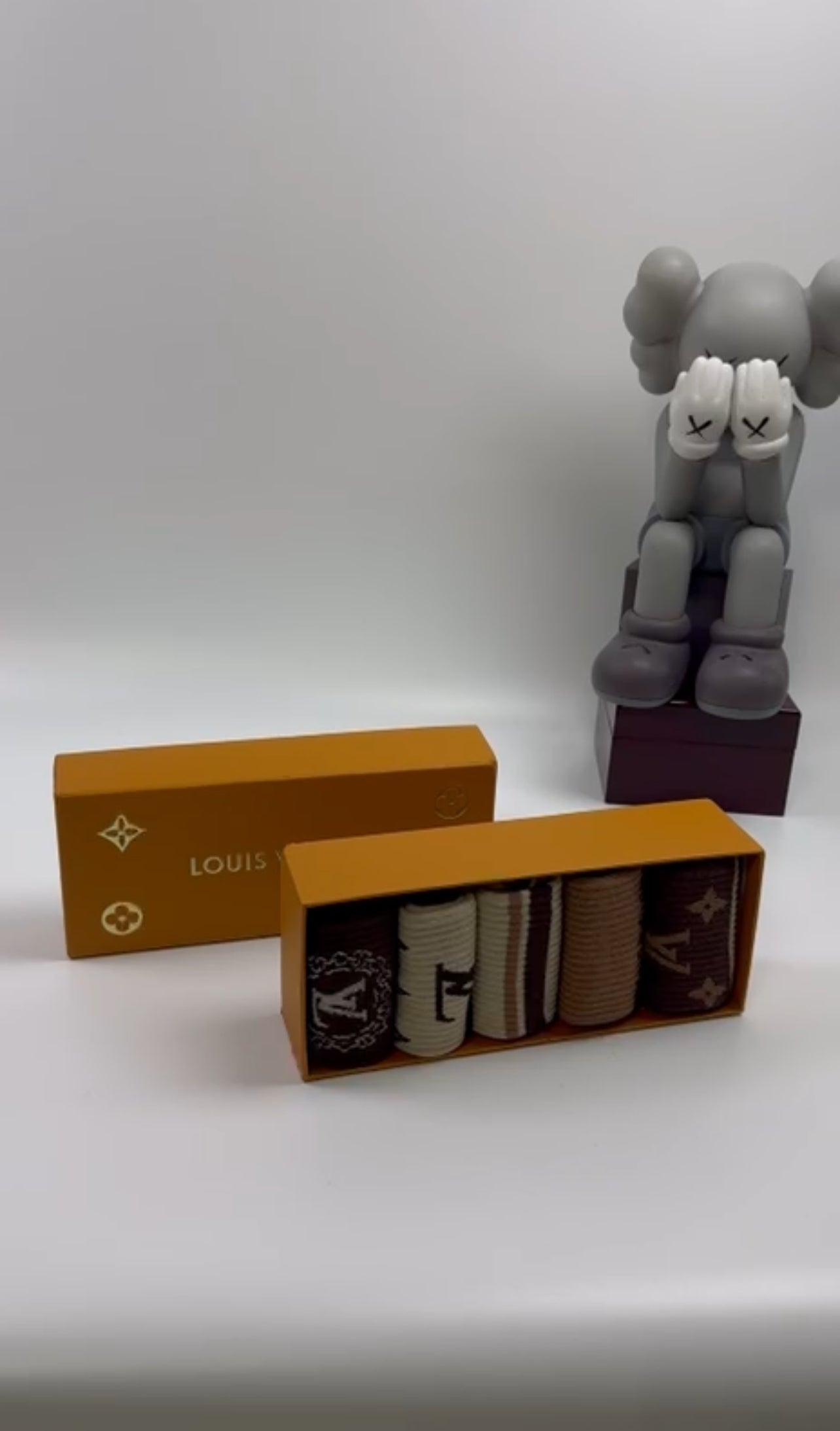 Box meias LV