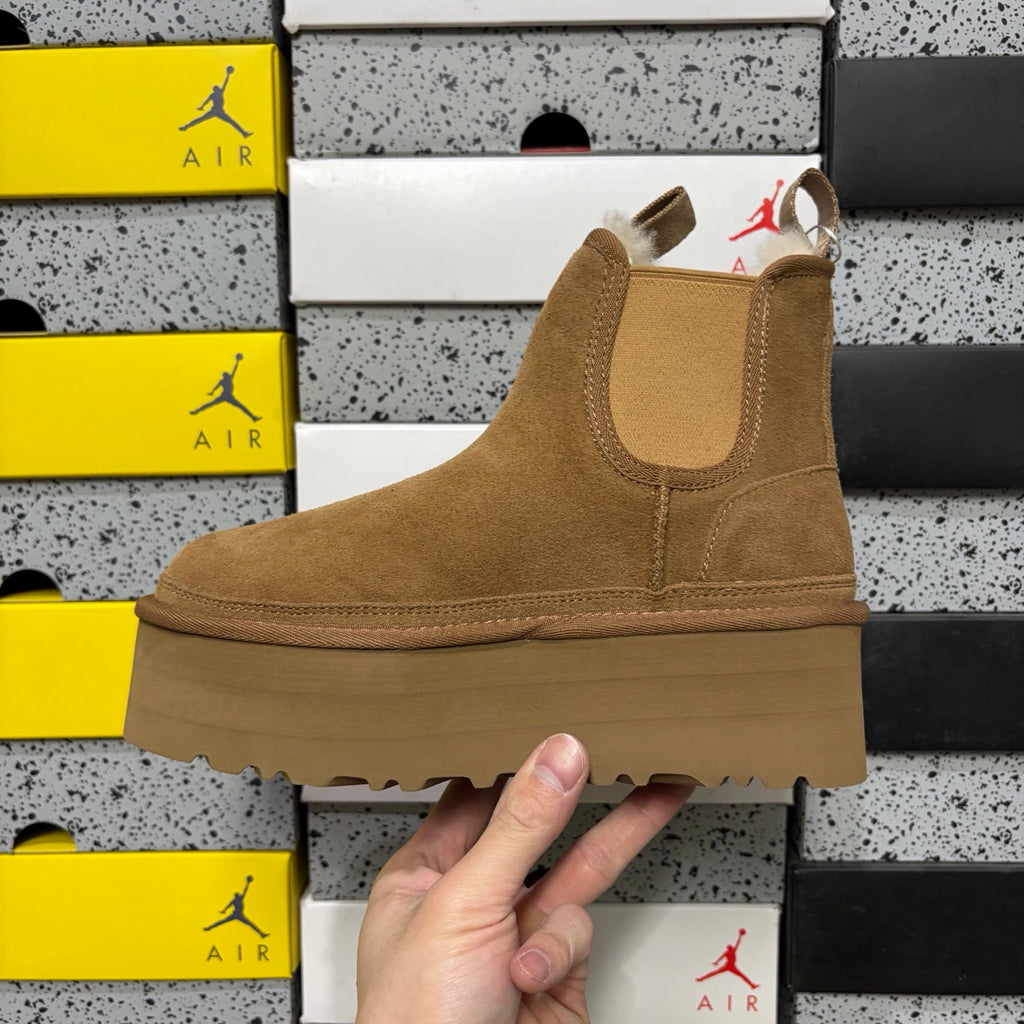 UGG