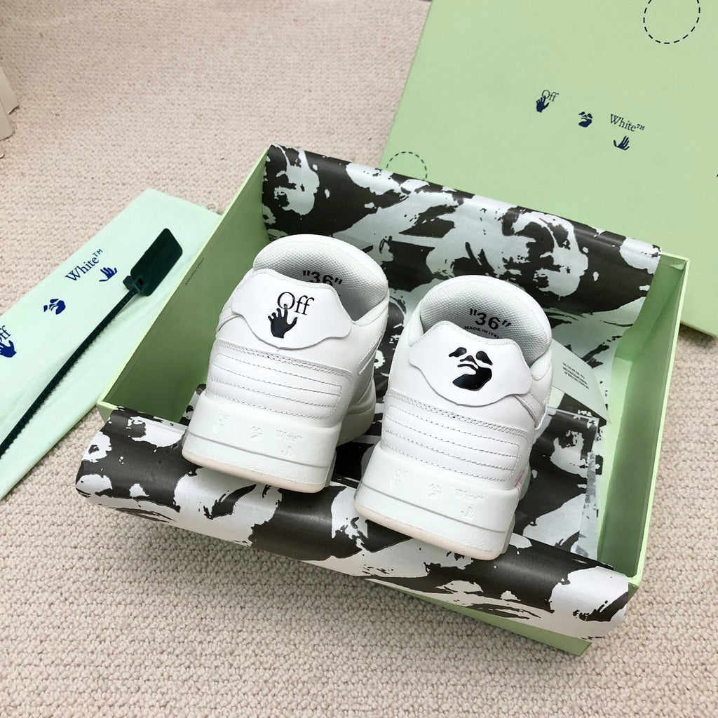 OFF-WHITE