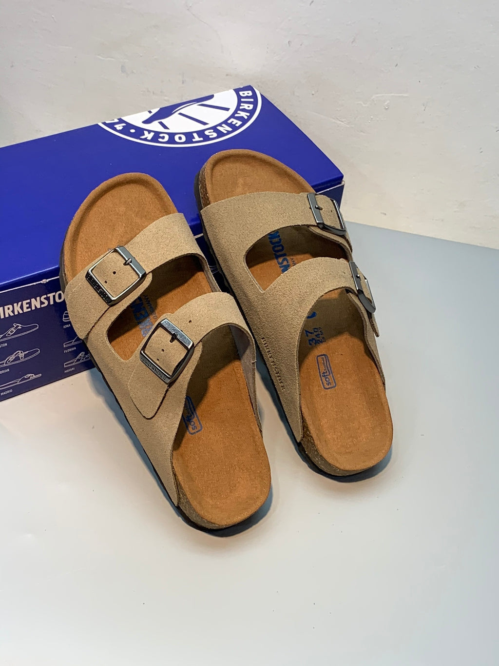 BIRKENSTOCK
