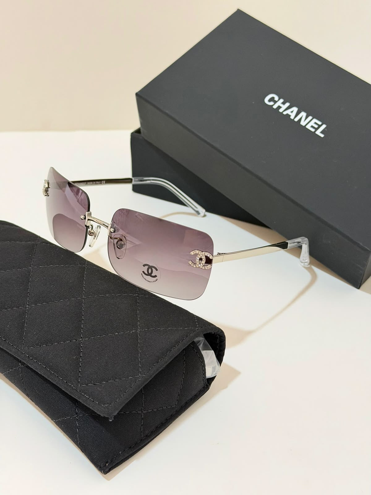 Óculos CHANEL