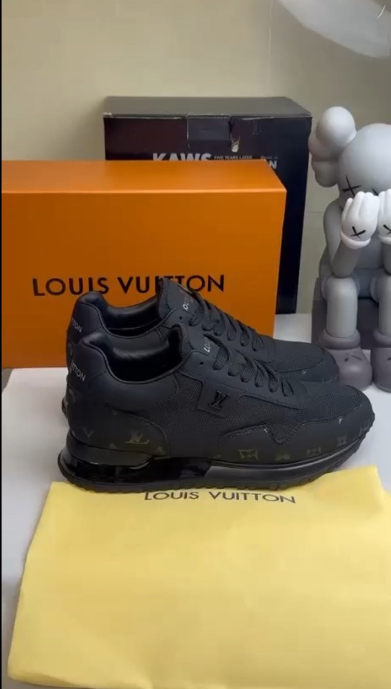 LV