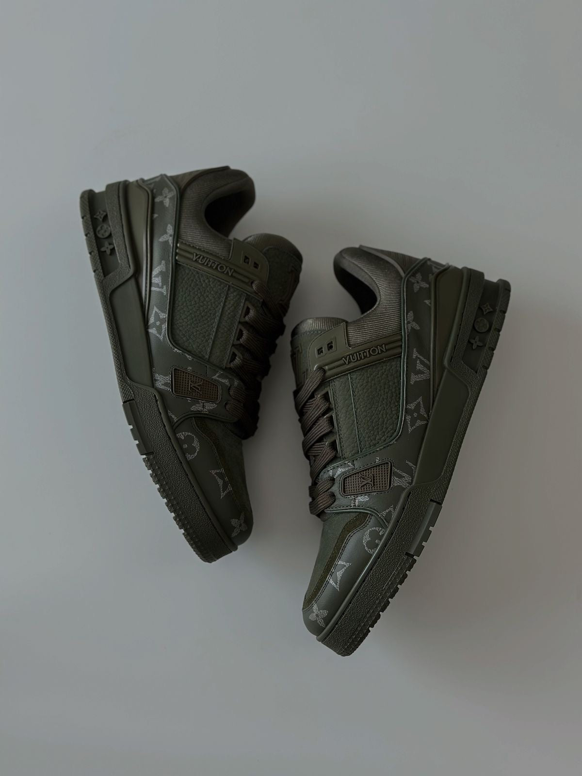 LV