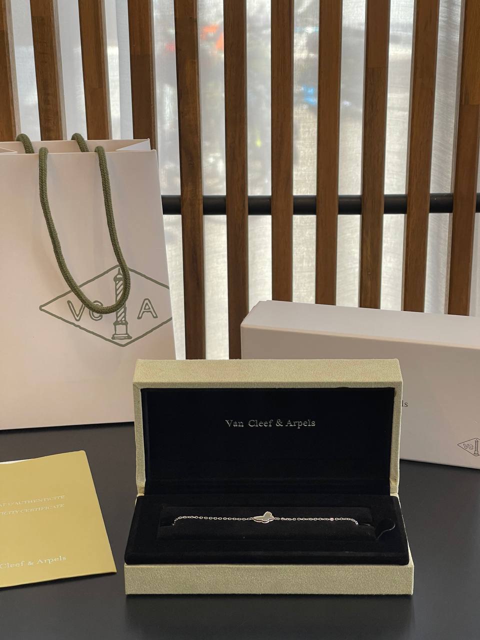VAN CLEEF