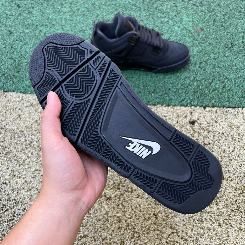 Air Jordan 4