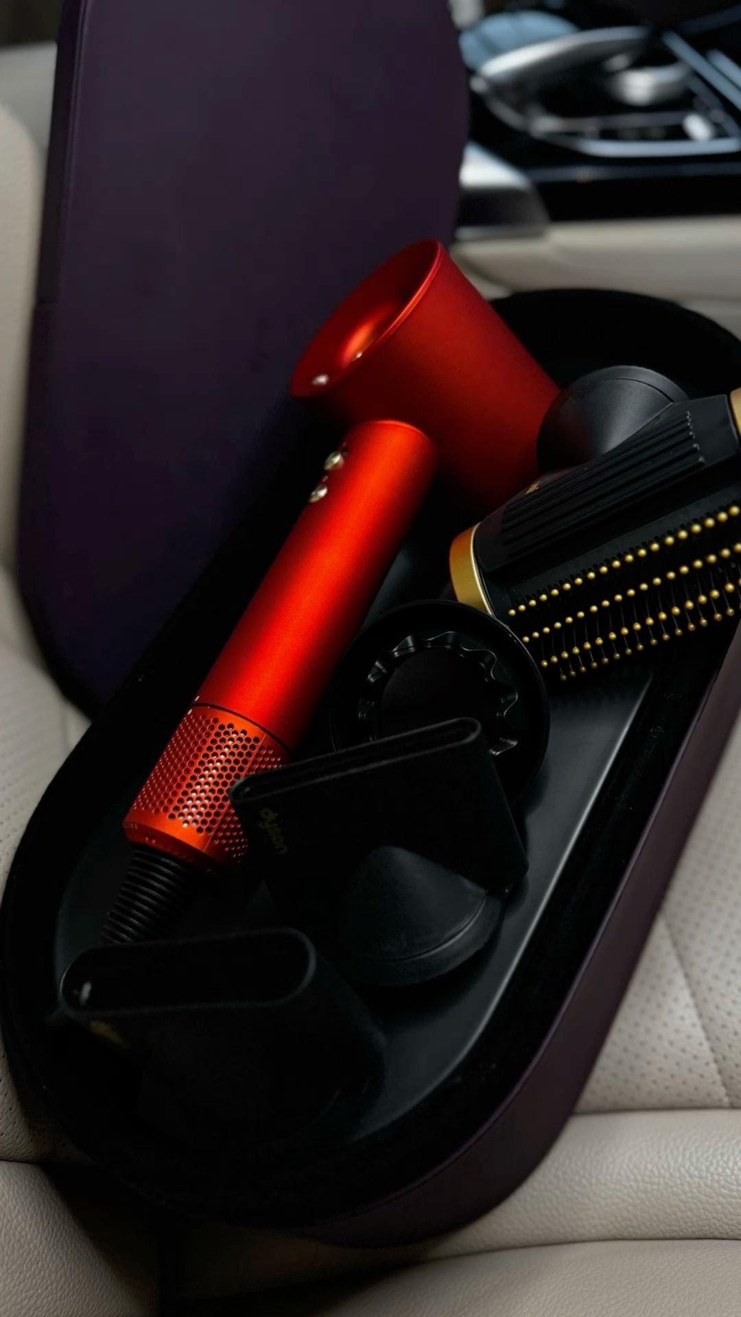 DYSON