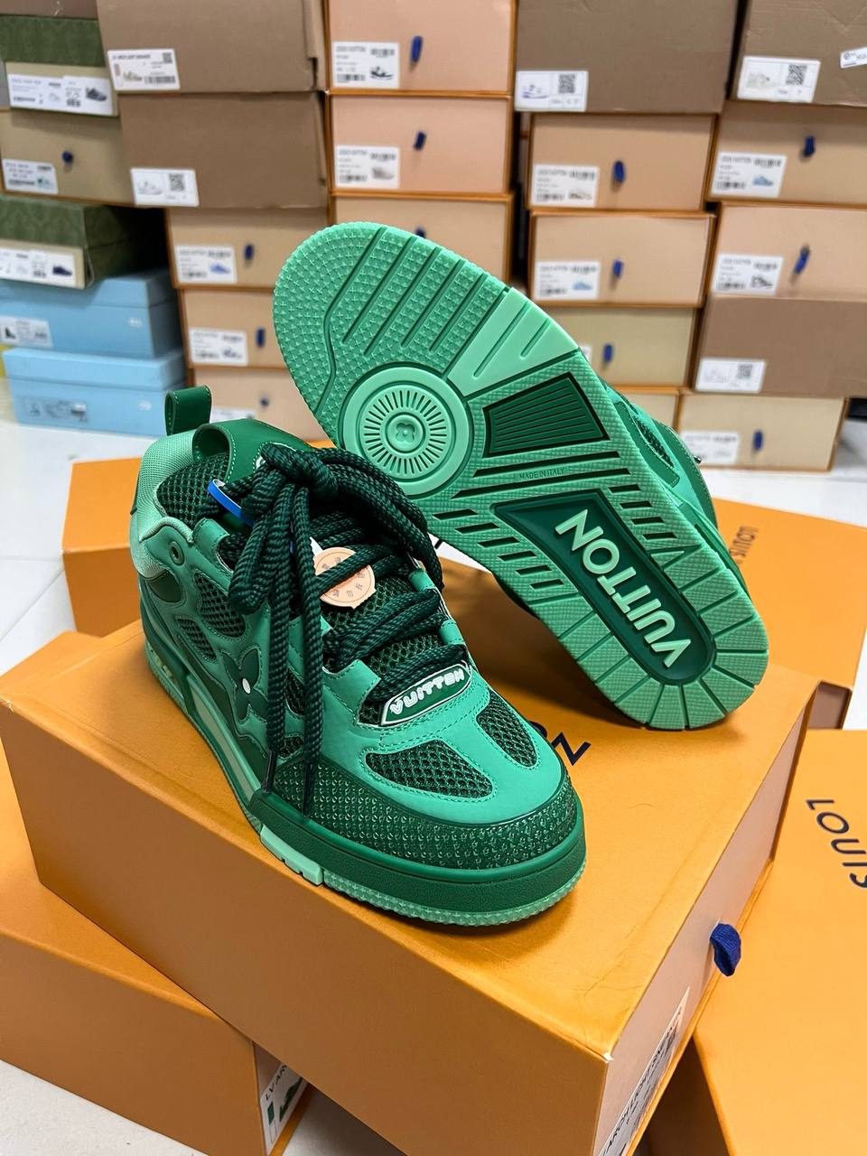 LV