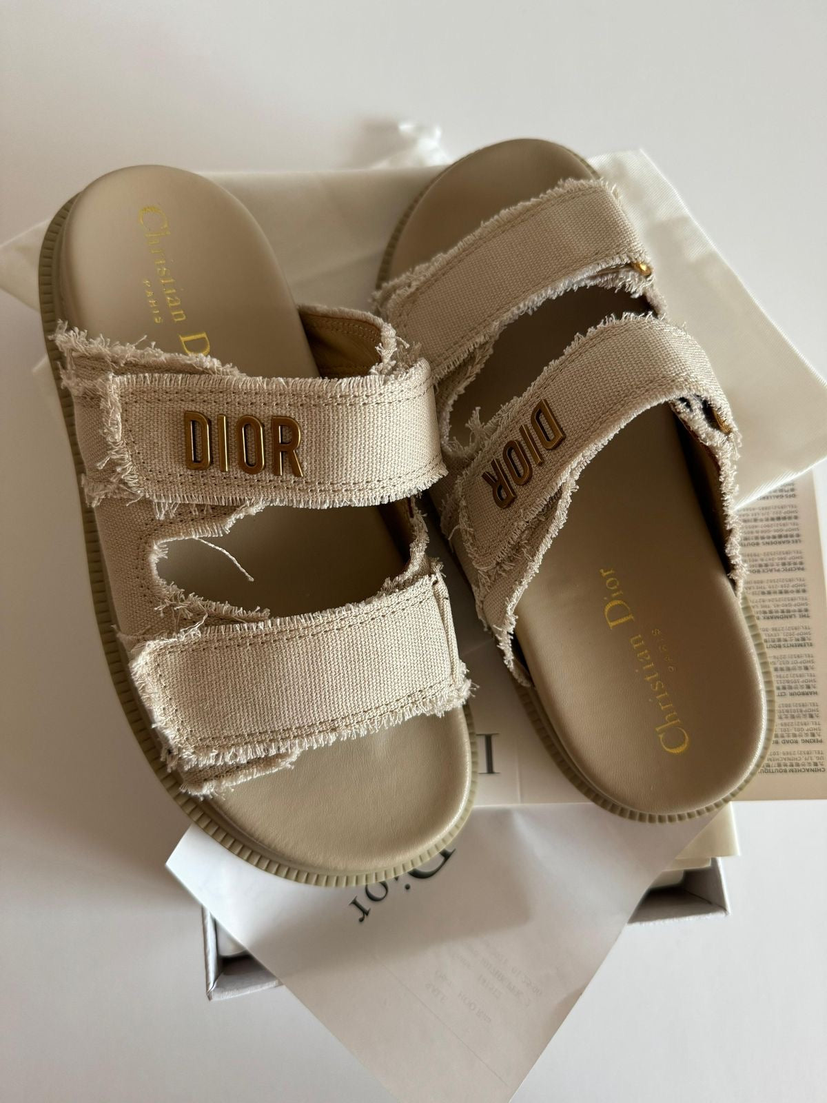 Chinelo DIOR