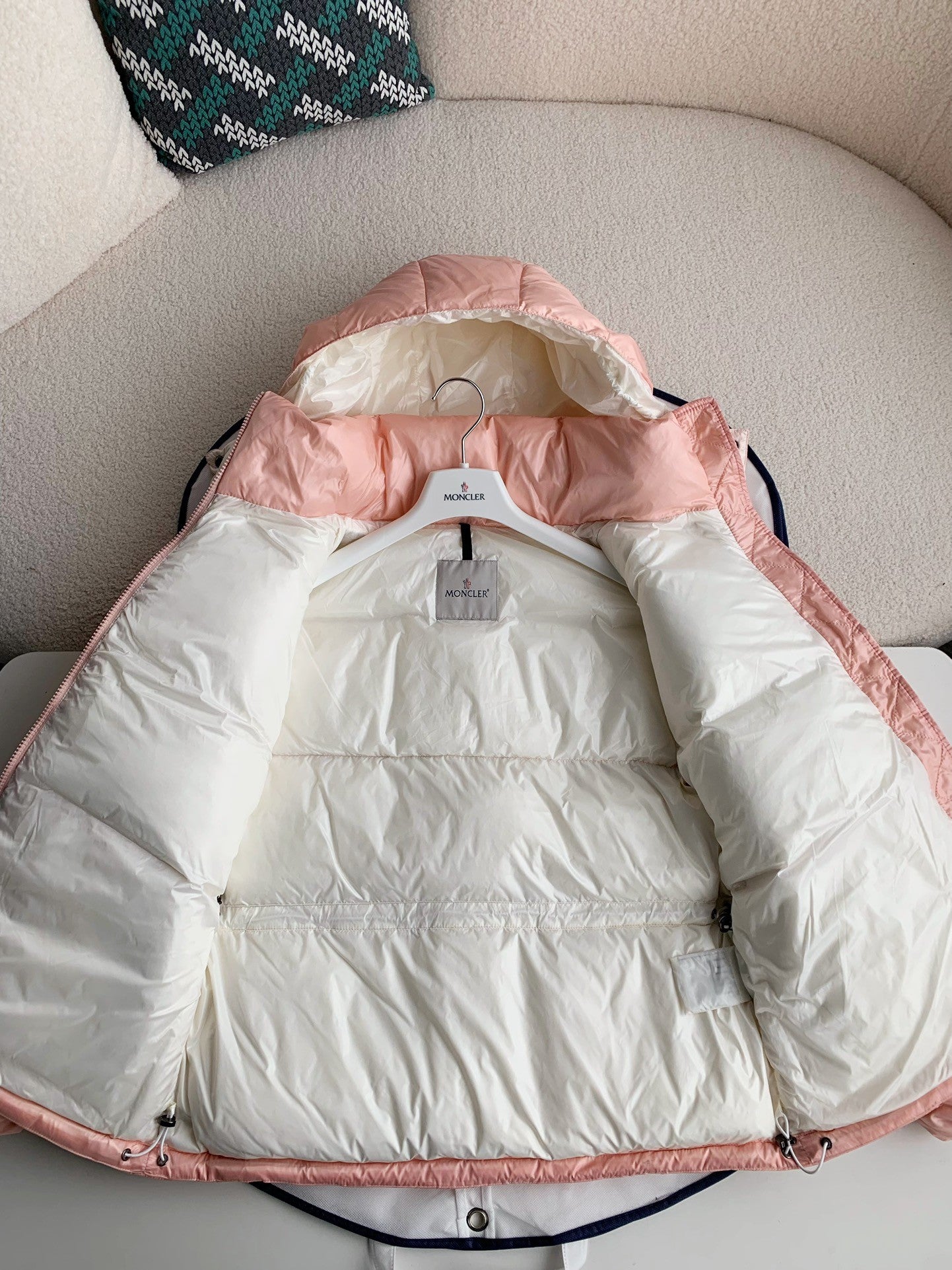 Quispo MONCLER