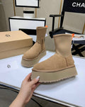 UGG
