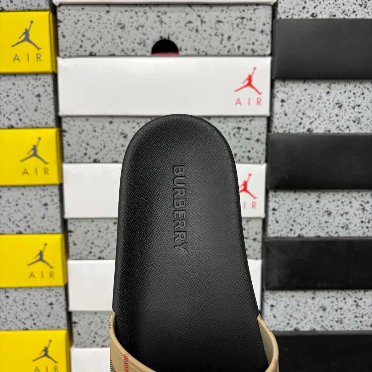 Chinelo BURBERRY