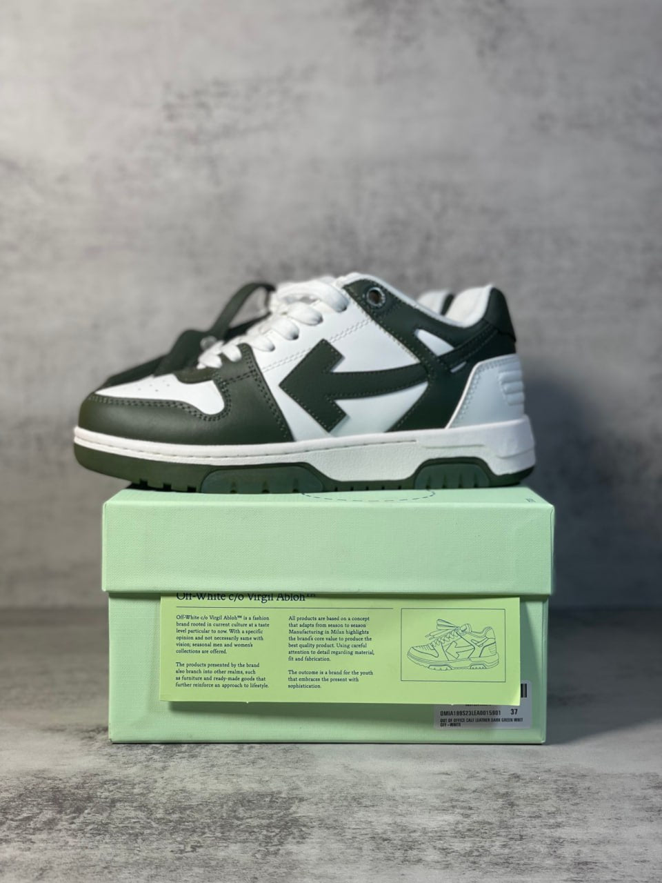 OFF-WHITE