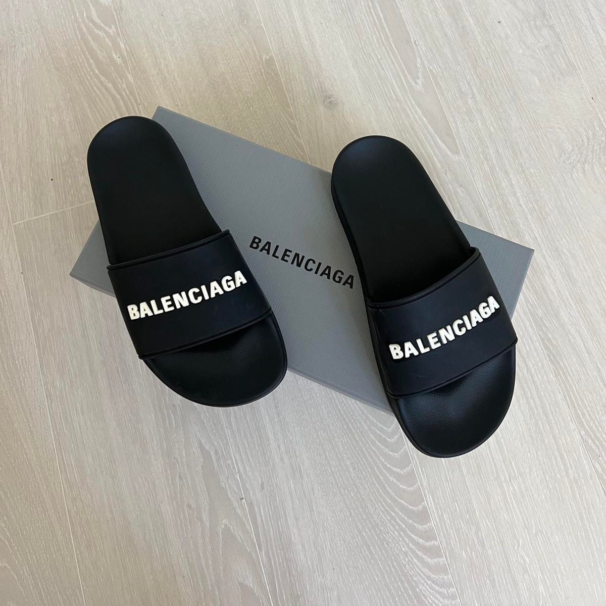 Chinelo BALENCIAGA
