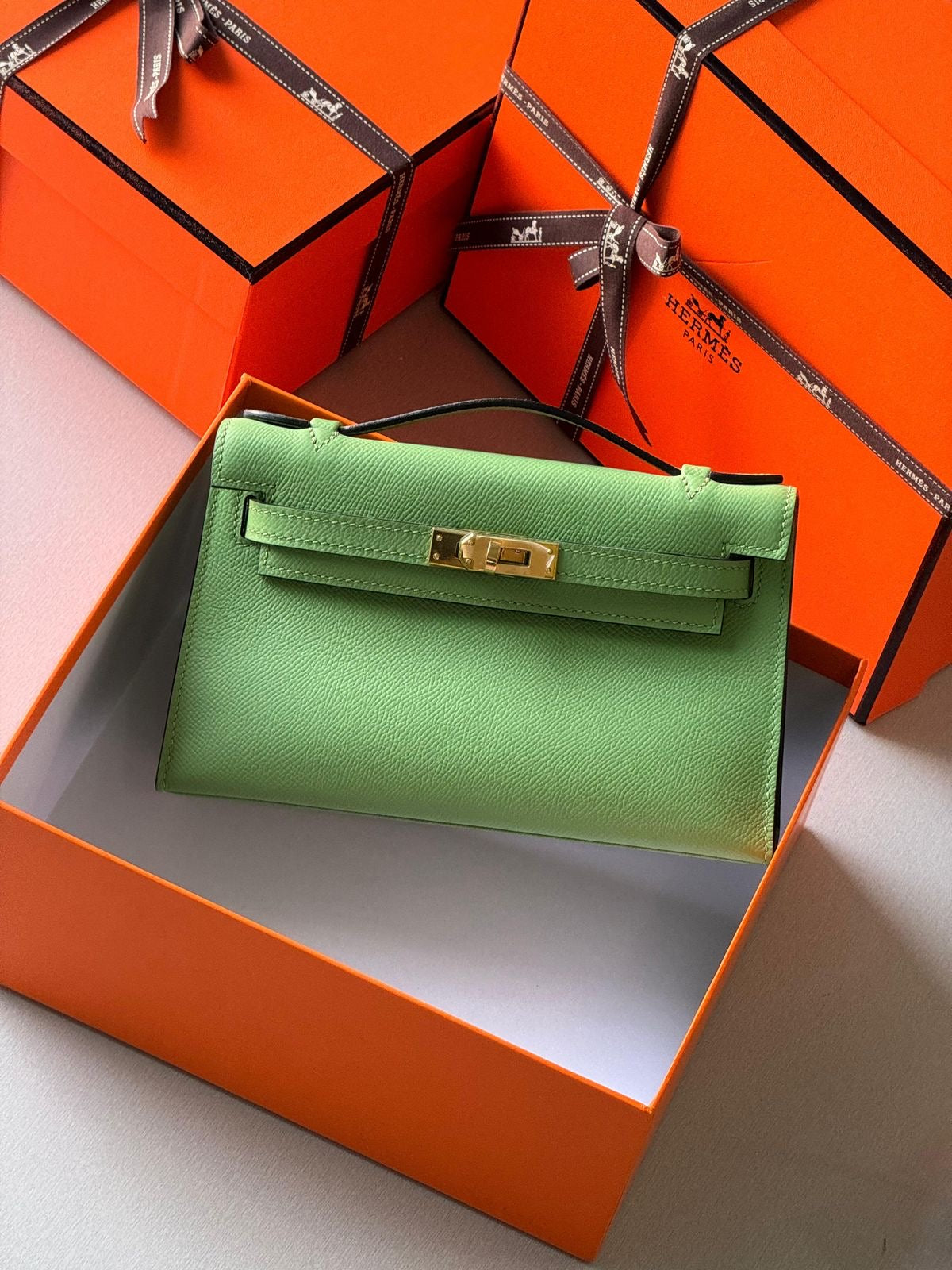 HERMÈS