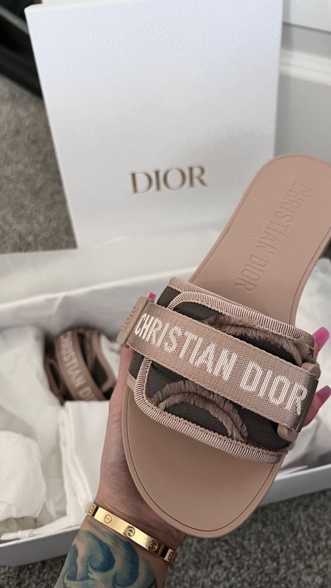Chinelo DIOR