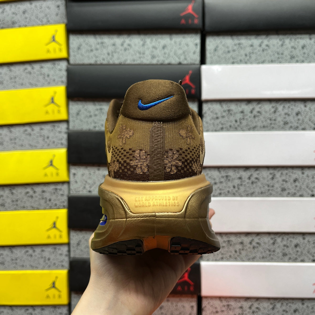 Sapatilhas NIKE ZOOM VOMERO PREMIUM