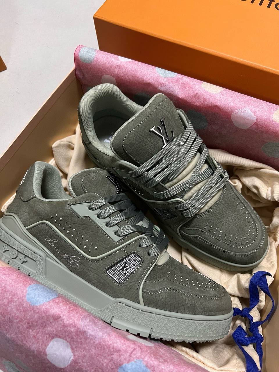 LV
