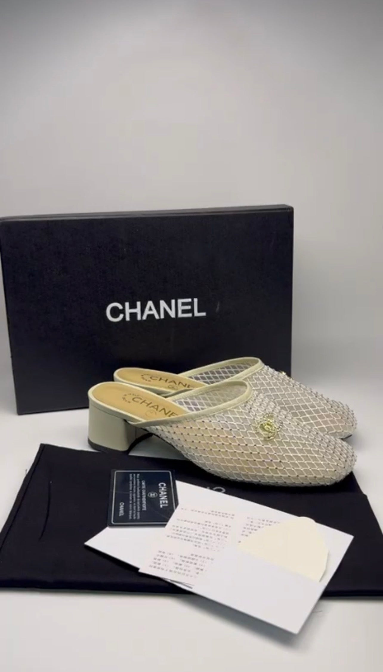 Chinelo CHANEL