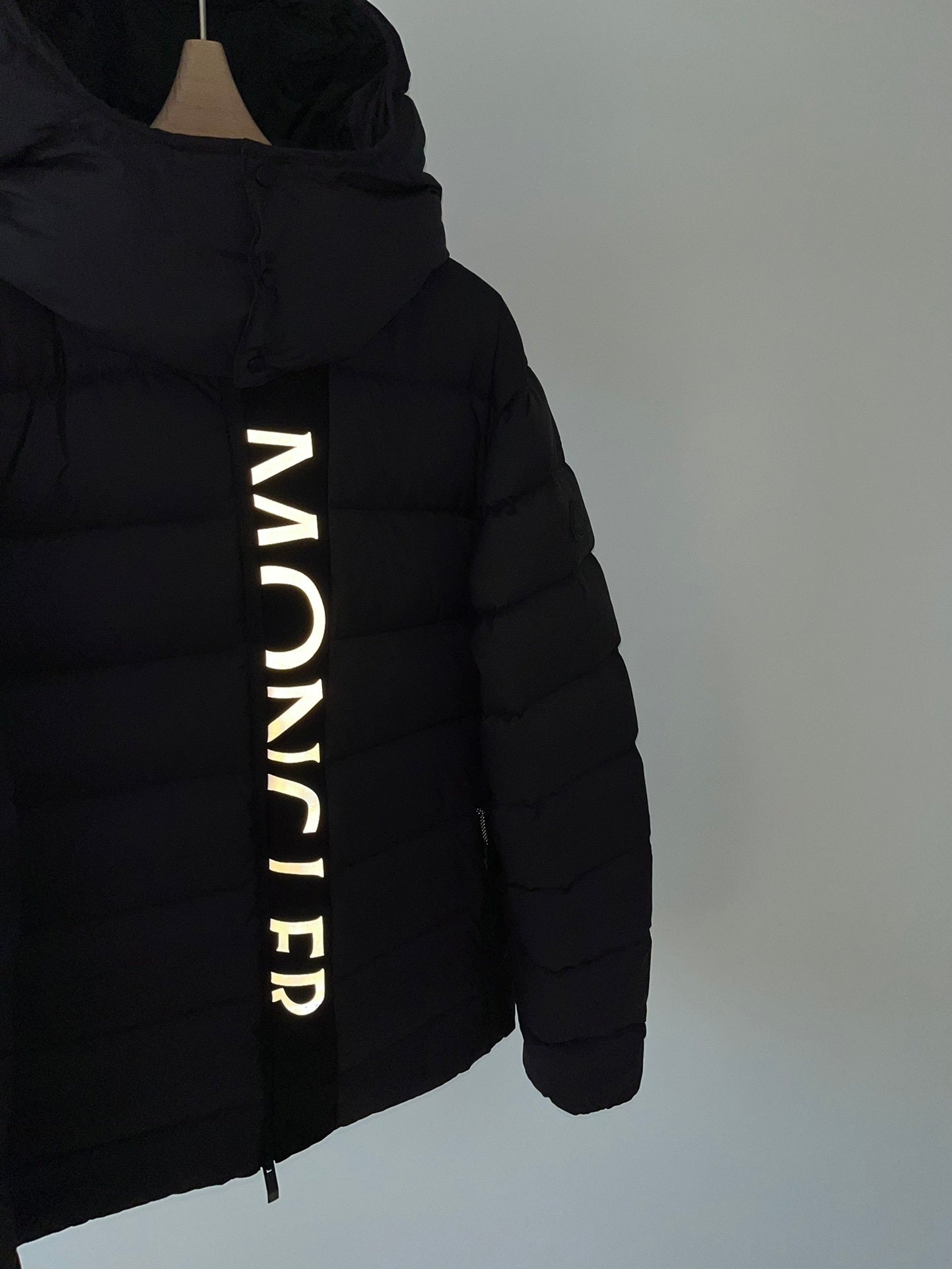 Quispo MONCLER